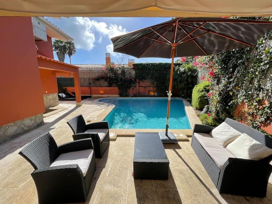 Studio With Private Swimming Pool And Garden Cascais Eksteriør bilde